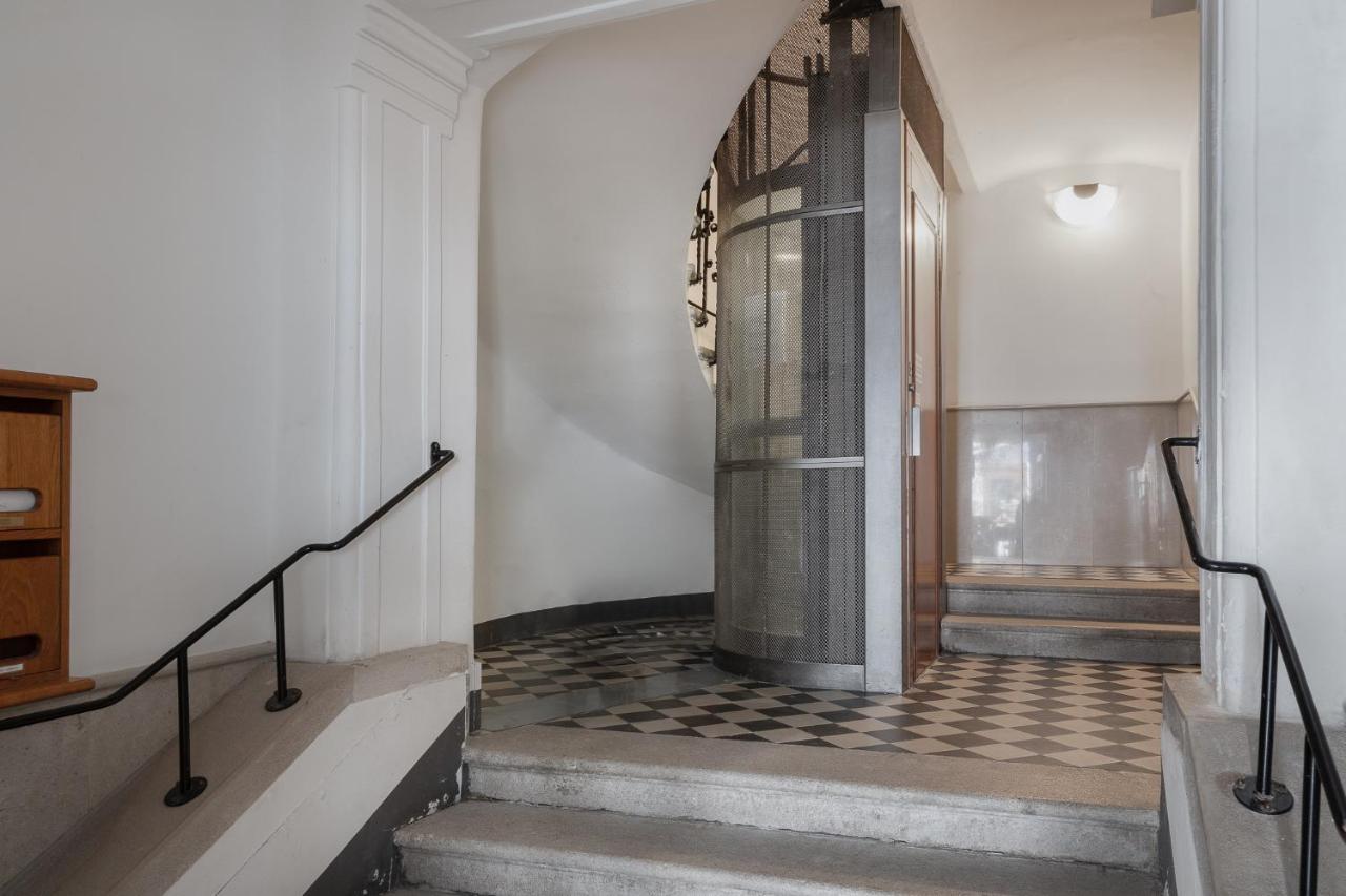 Charme Bukowski, A Trieste Centro Con Parcheggio Exterior foto